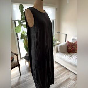 Long dress, sleeveless, Nic & Zoe size M dark gray  modal and polyester.